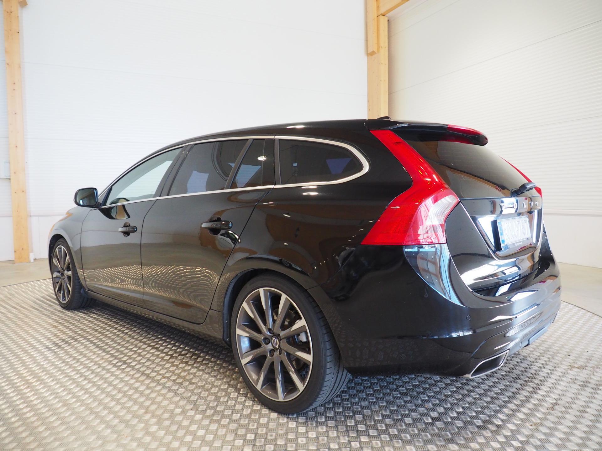 Volvo V60 2015, kuva 4/13